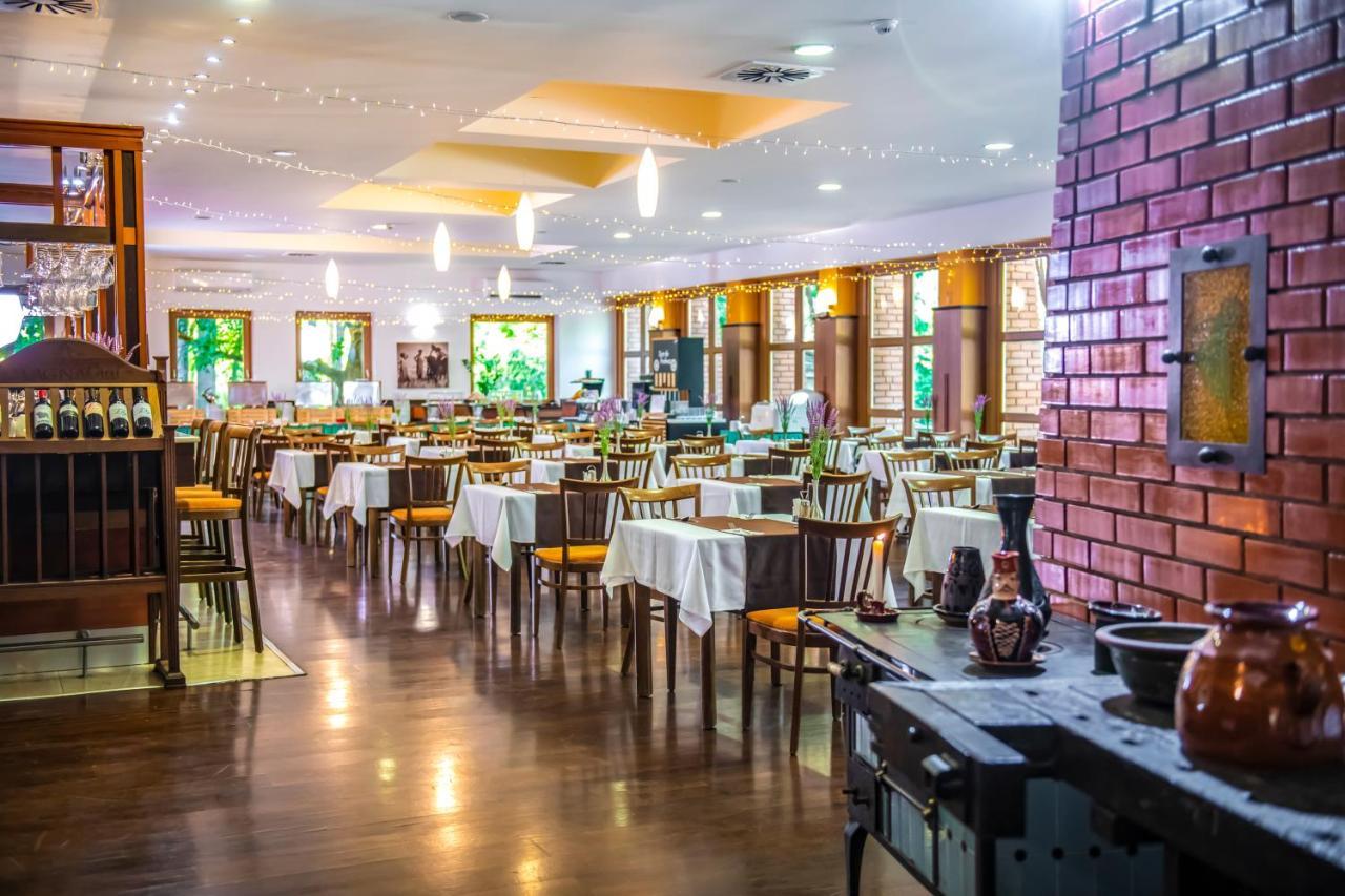 Zichy Park Hotel Bikács Εξωτερικό φωτογραφία