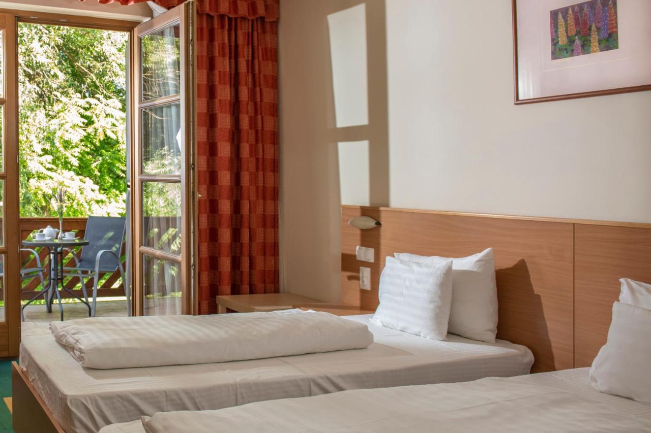 Zichy Park Hotel Bikács Εξωτερικό φωτογραφία