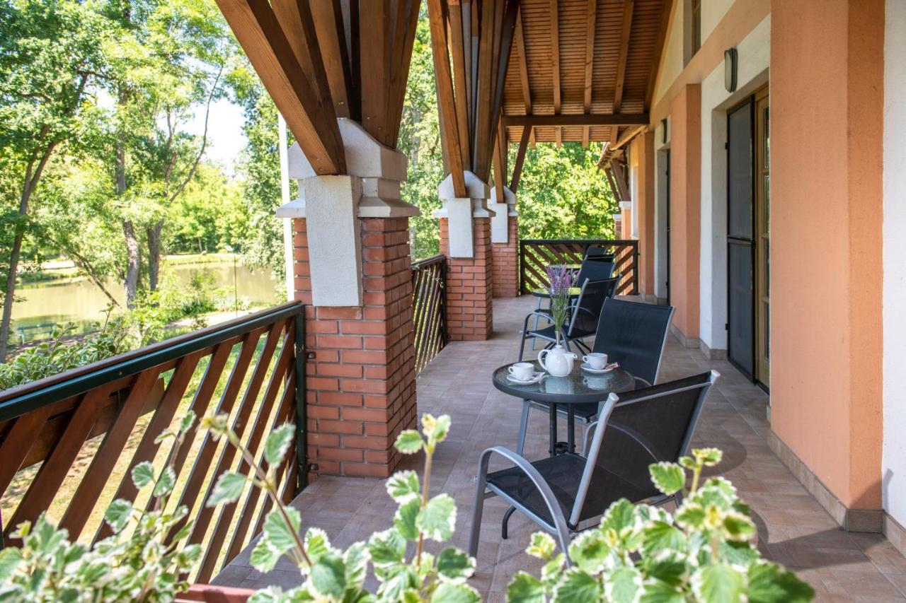 Zichy Park Hotel Bikács Εξωτερικό φωτογραφία